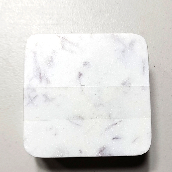 White Marble Coasters Square 4 pc Set 4 x 4 in NEW - Picture 1 of 3